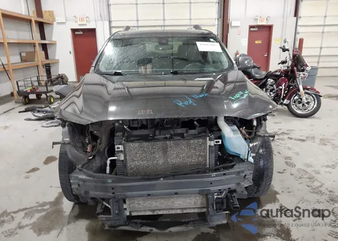 2018 GMC Acadia Denali z USA, uszkodzony, nr VIN 1GKKNXLS3JZ156096